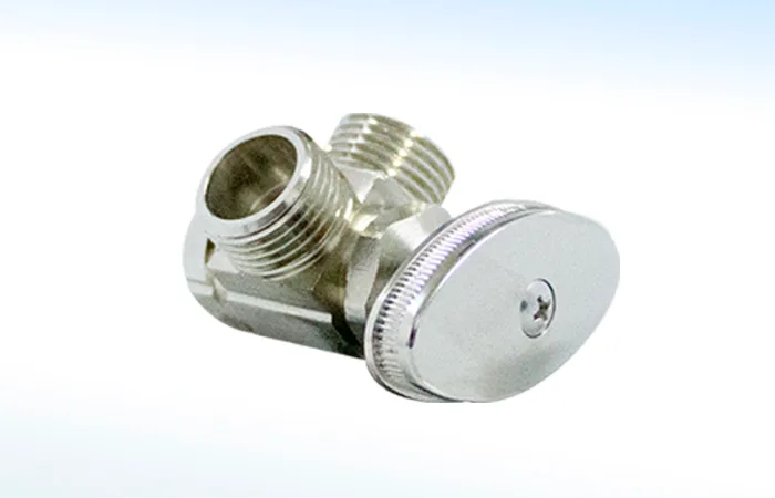 Llave de Control Angular de Latón 25-D