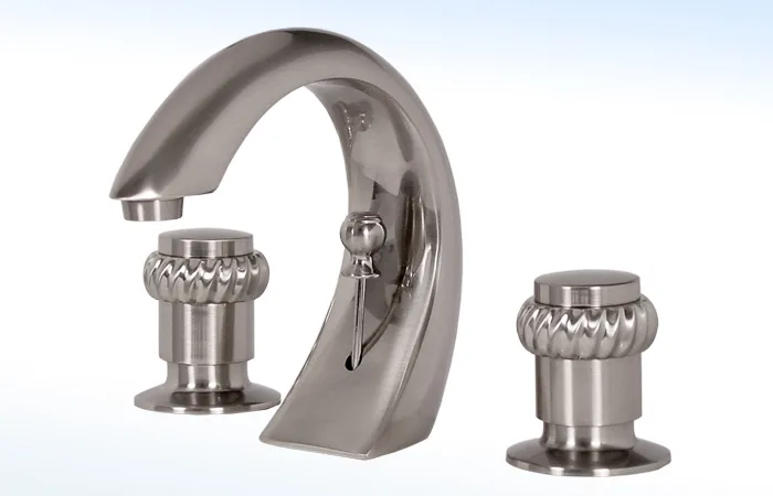 Mezcladora para Lavabo de 8” a 12” con Desagüe Automático 19-VSR